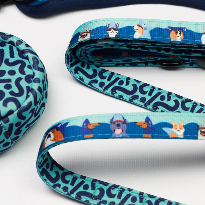 DOG LEASHES